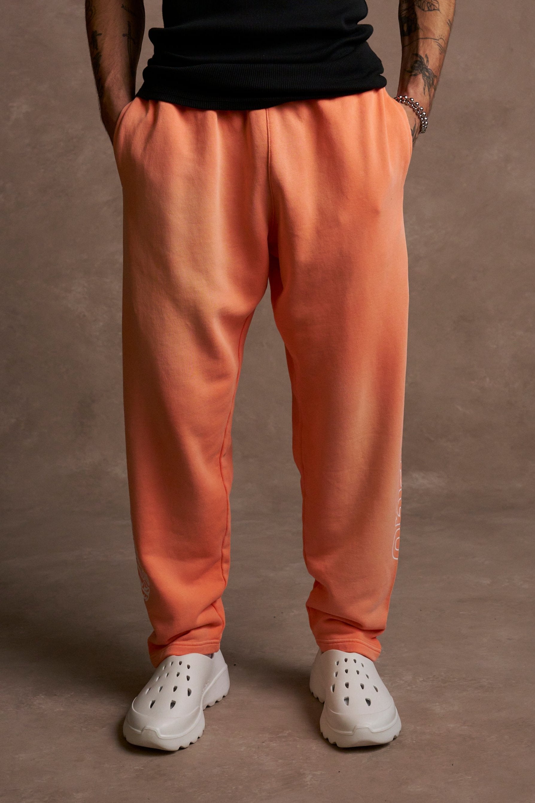 Run Together Kumite V2 Sweat Pants in Neon Coral Sun Fade