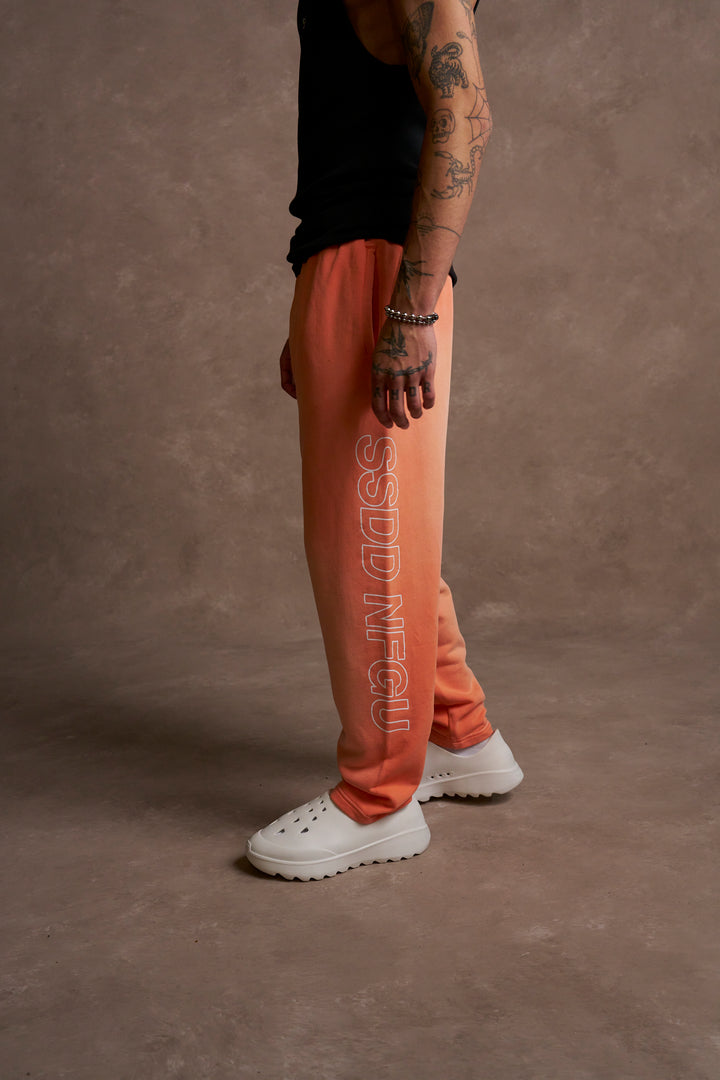 Run Together Kumite V2 Sweat Pants in Neon Coral Sun Fade