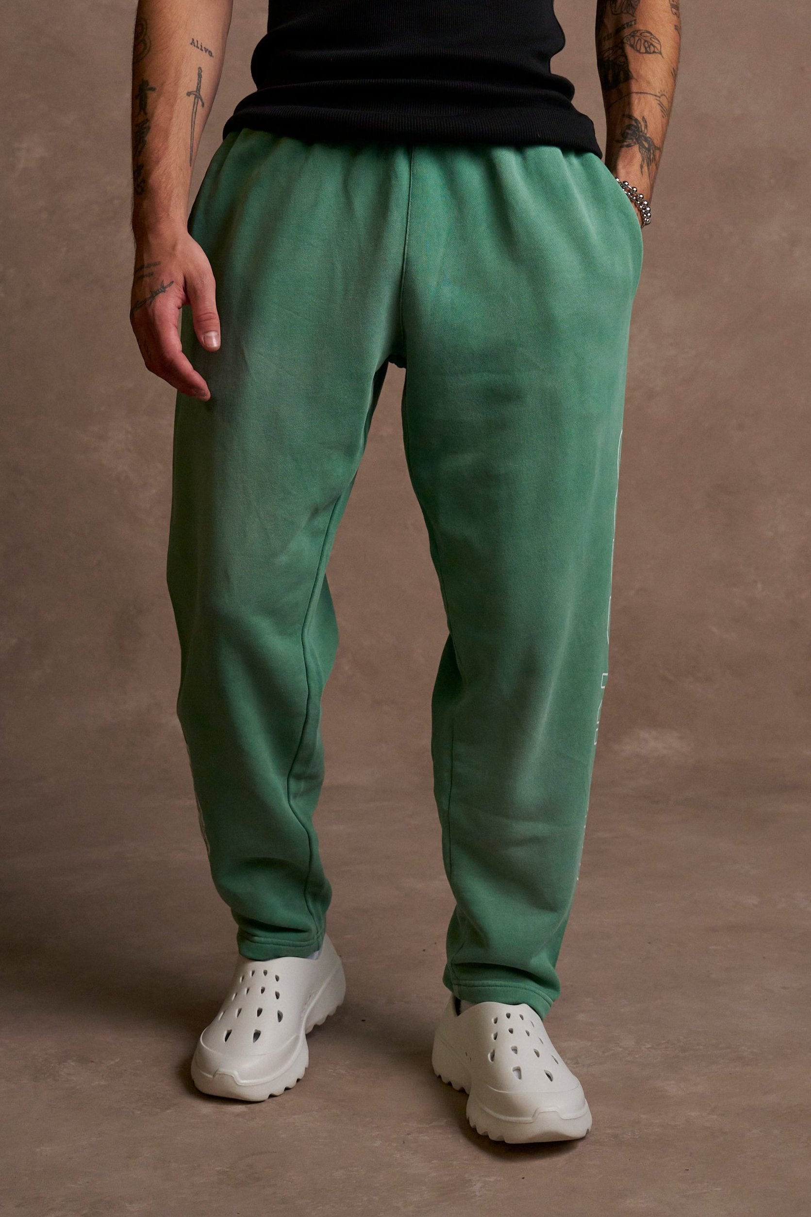 Run Together Kumite V2 Sweat Pants in Lush Green Sun Fade