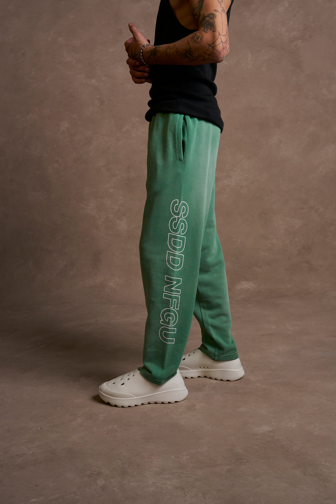 Run Together Kumite V2 Sweat Pants in Lush Green Sun Fade