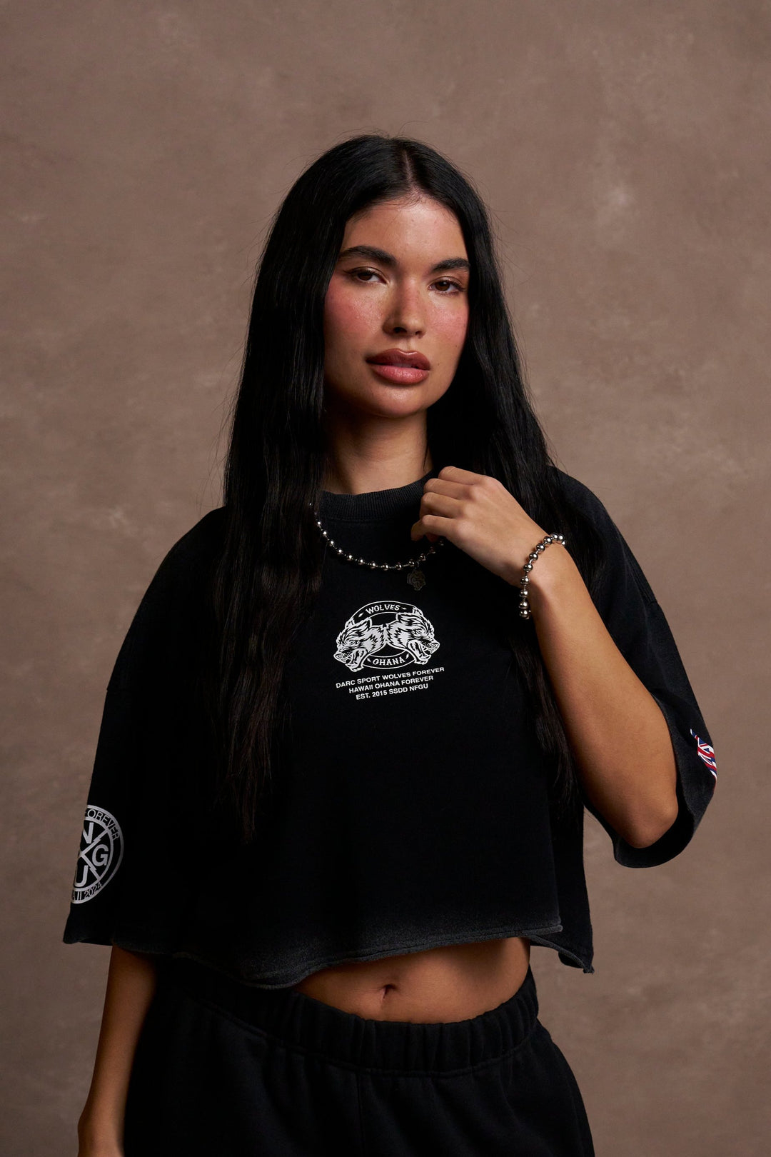 Wolves Ohana "Premium" Oversized (Cropped) Tee in Black