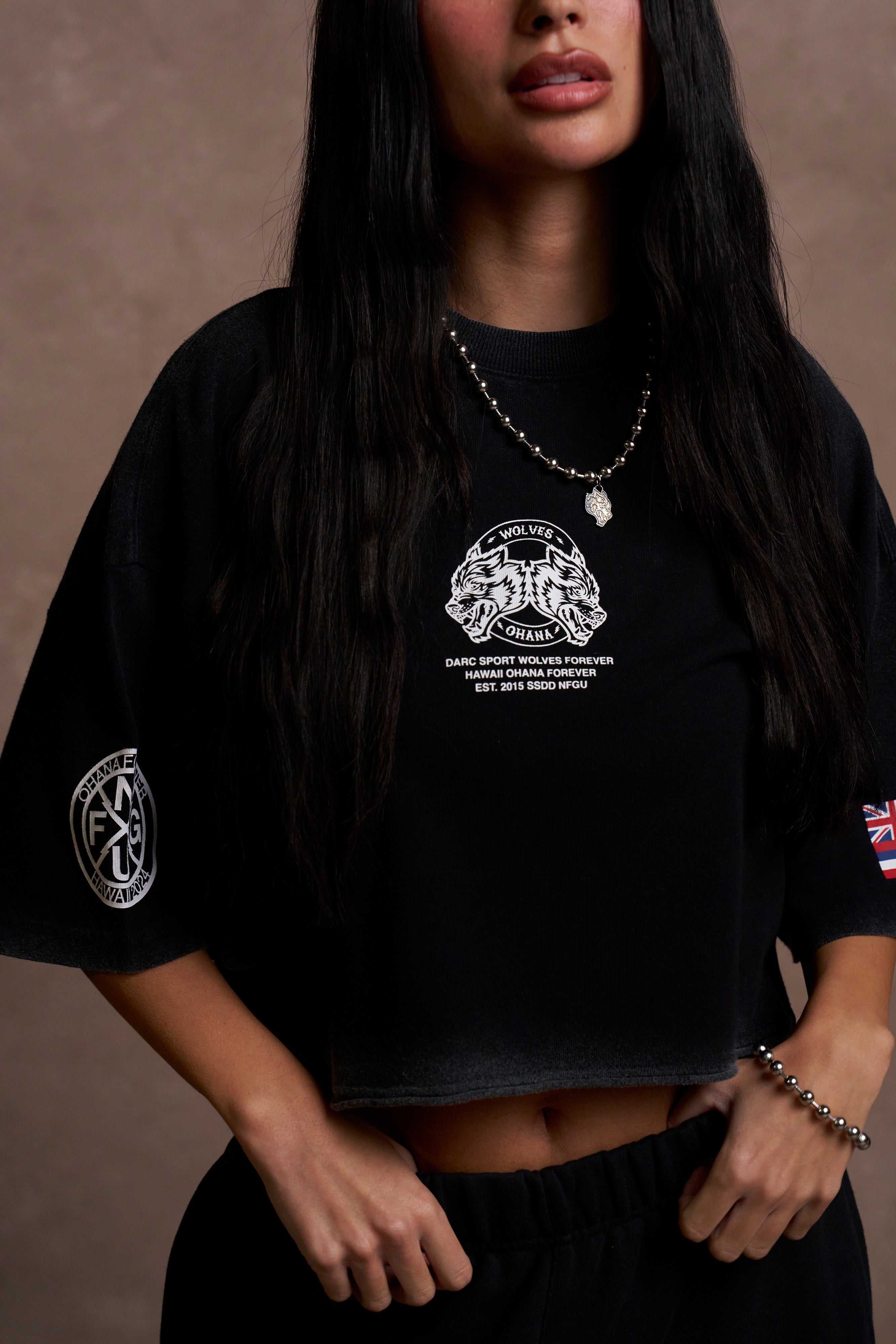 Wolves Ohana "Premium" Oversized (Cropped) Tee in Black