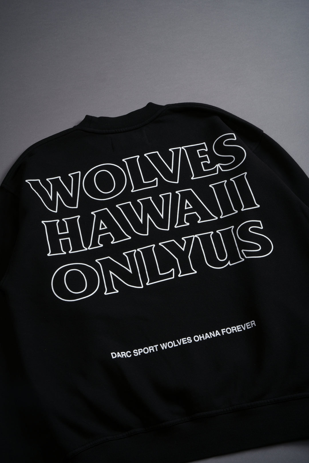 Only Us Hawaii London Unisex Crewneck in Black