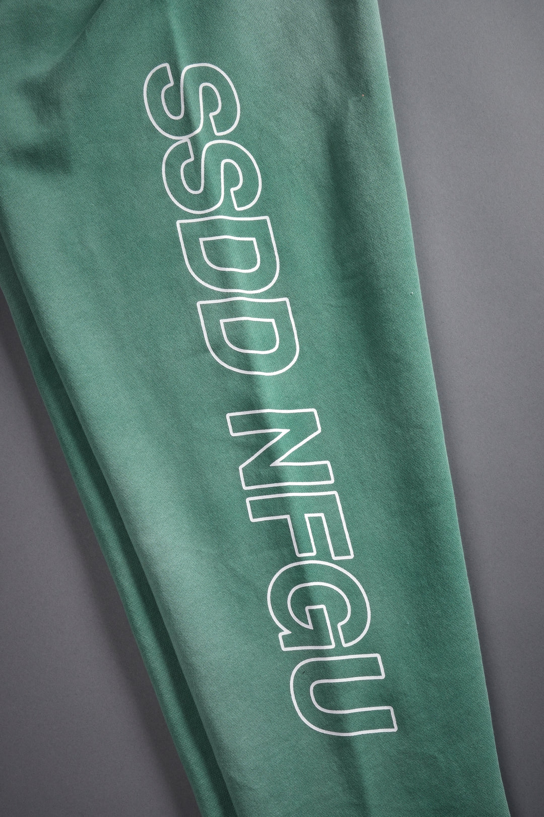 Run Together Kumite V2 Sweat Pants in Lush Green Sun Fade